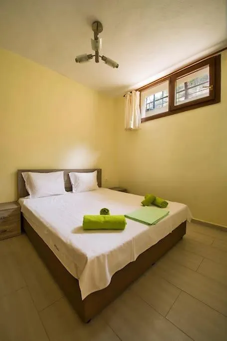Lovely Comfortable Apartment On A Hill By The Sea ピルガディキア
